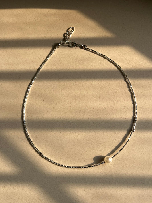Silver pearl beaded necklace