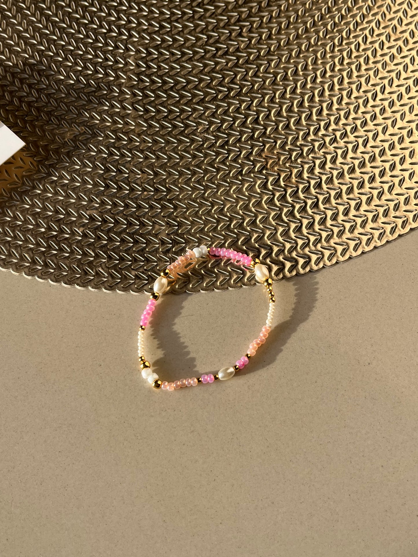 Plain beaded stretchable bracelet