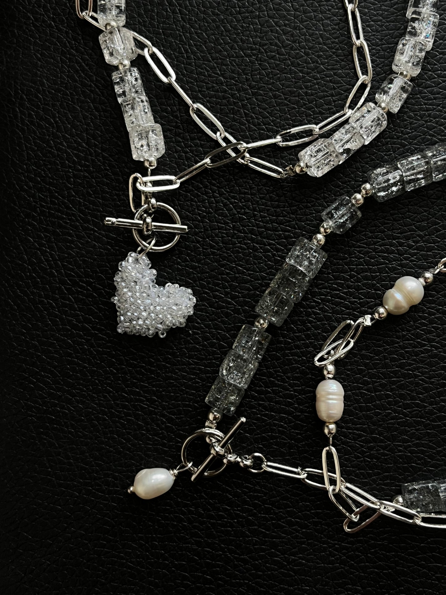 Cubic Link Chains