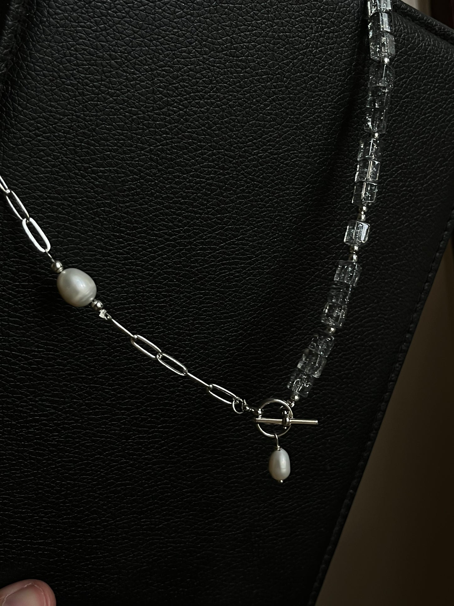 Cubic Link Chains