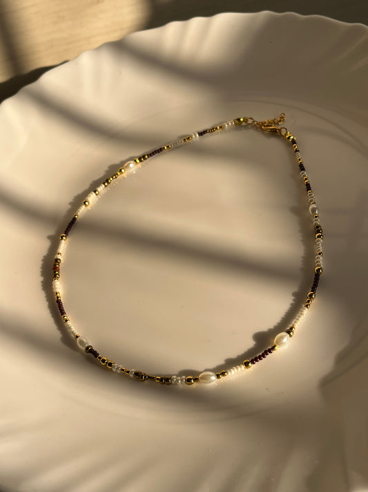 Brown cream mix beaded necklace