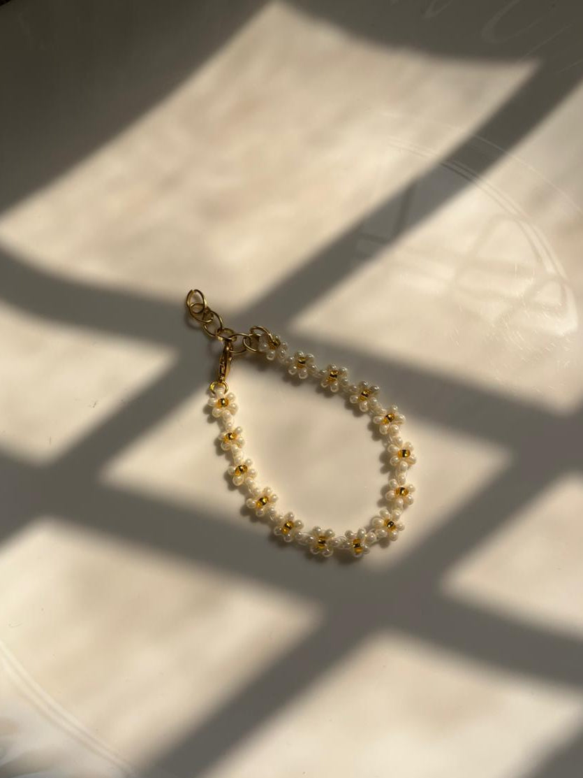 White & Golden Floral Bracelet